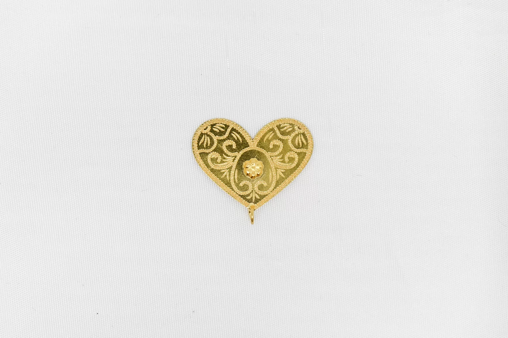 Medalha em ouro pestana média