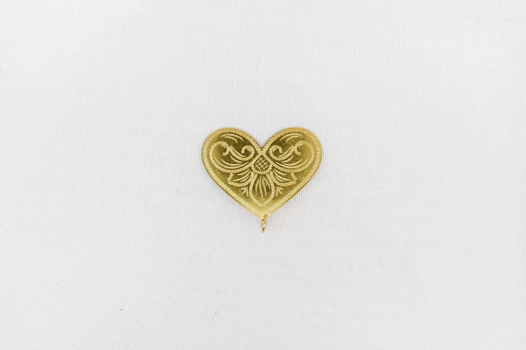 Medalha em ouro pestana média