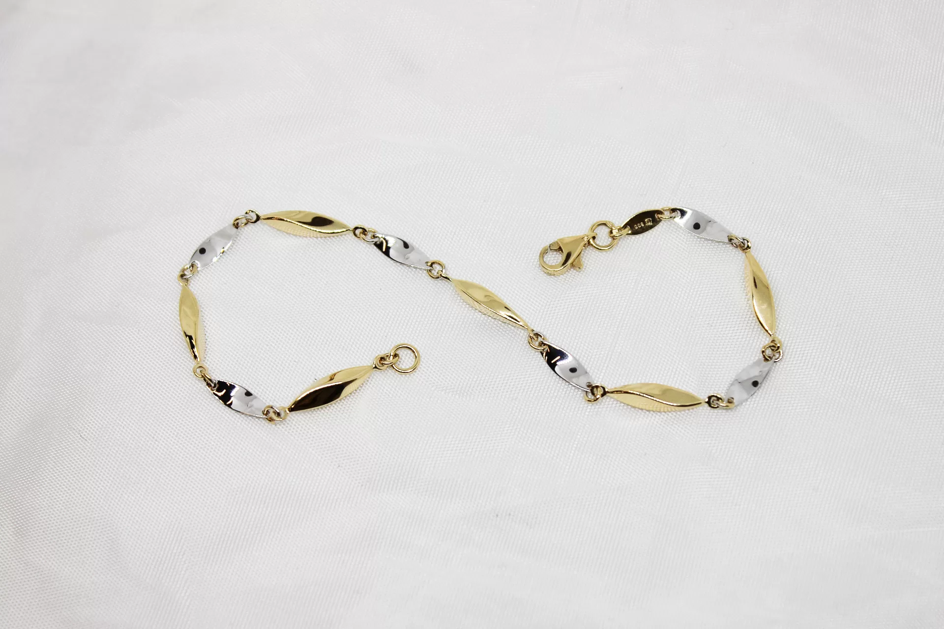 Pulseira em ouro bicolor