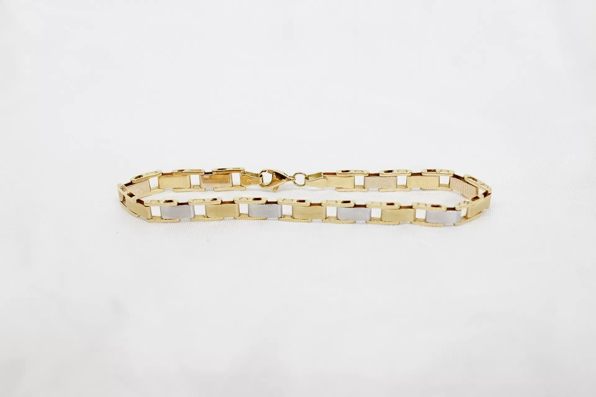 Pulseira em ouro bicolor
